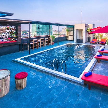 Diamond Palace Resort & Sky Bar Phnom Pen Exterior foto