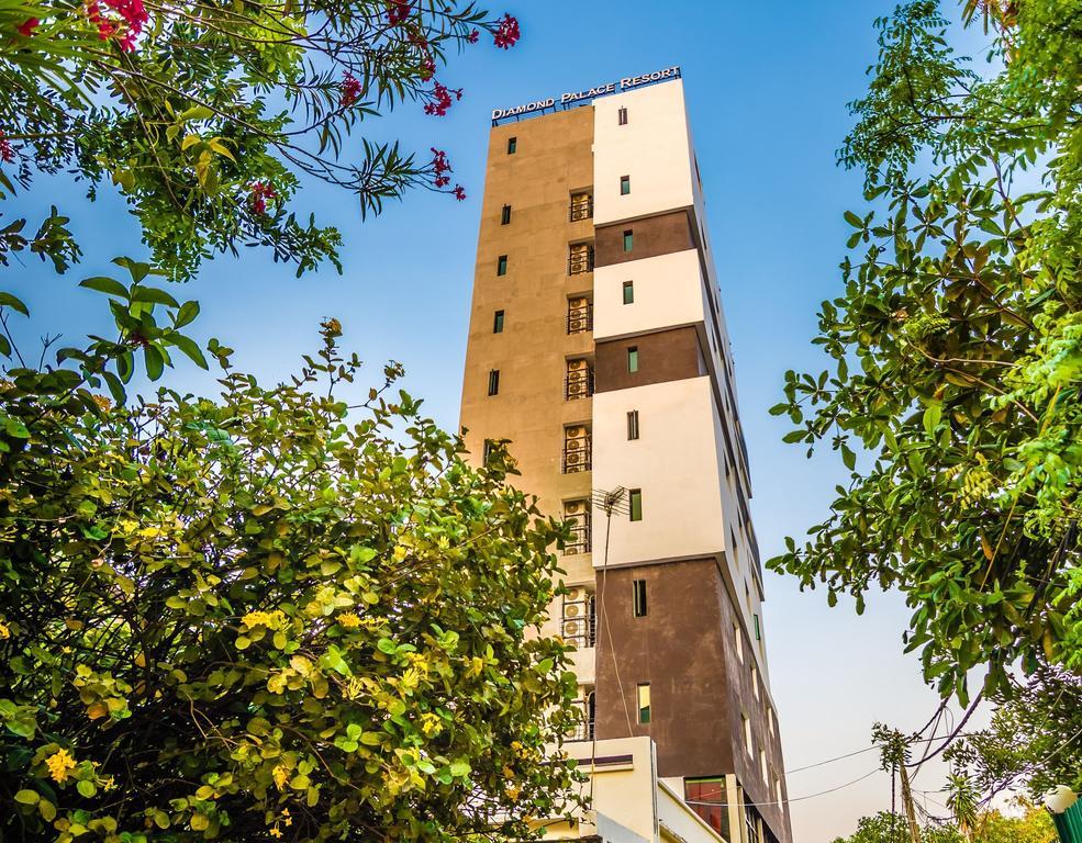 Diamond Palace Resort & Sky Bar Phnom Pen Exterior foto