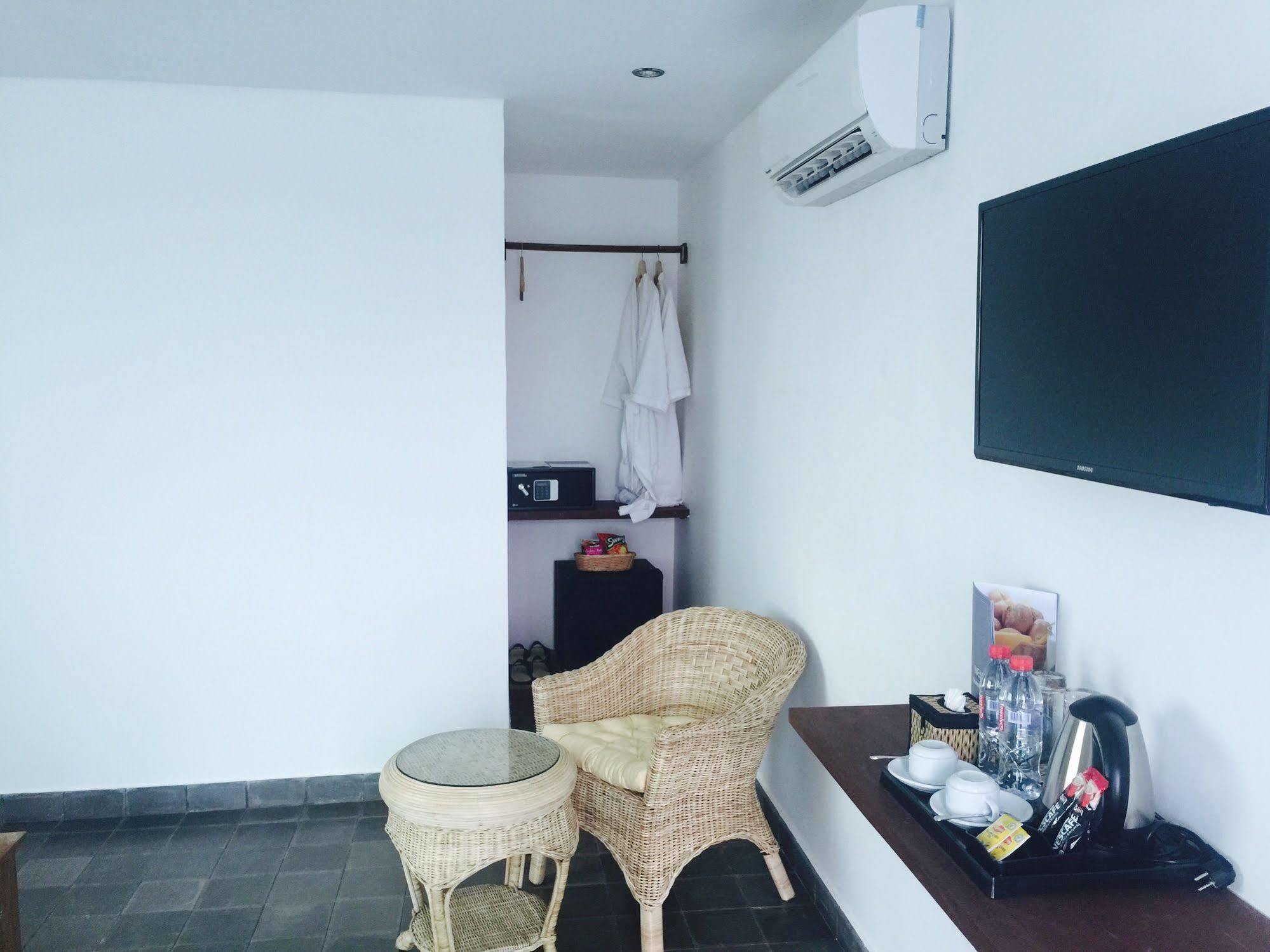 Diamond Palace Resort & Sky Bar Phnom Pen Exterior foto