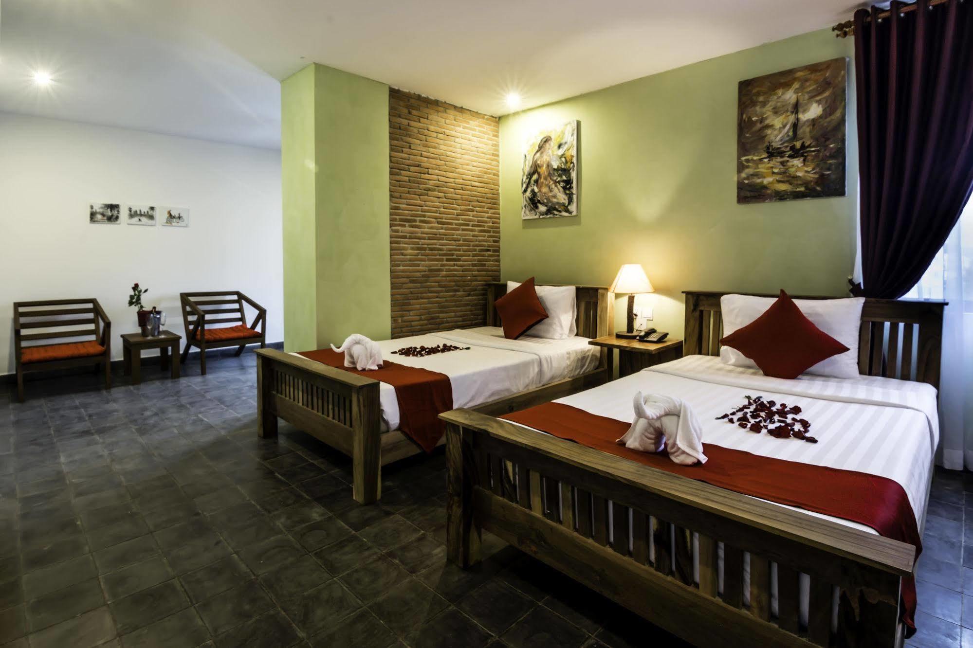 Diamond Palace Resort & Sky Bar Phnom Pen Exterior foto