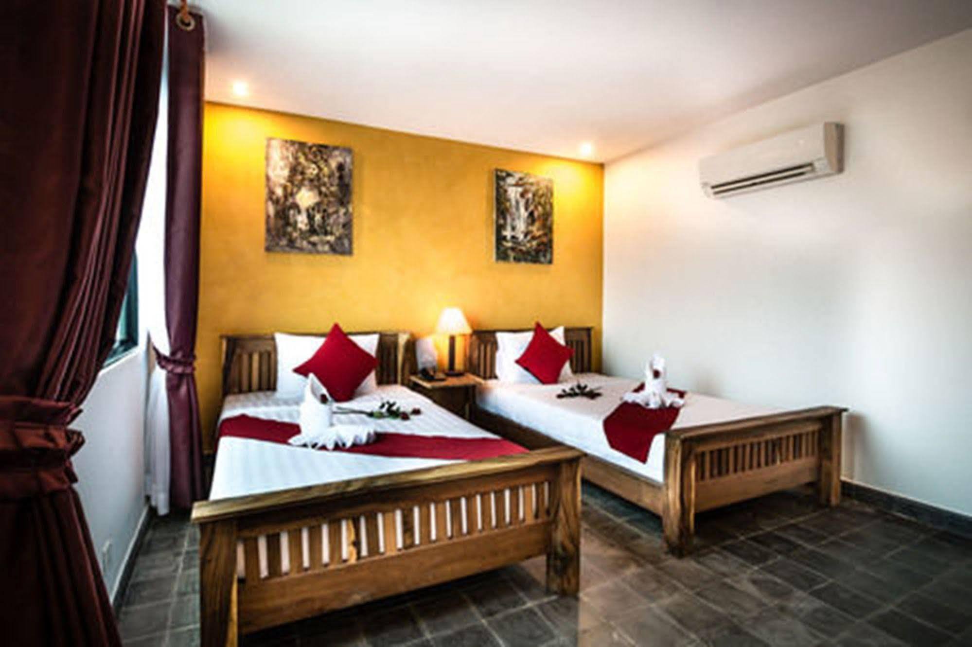 Diamond Palace Resort & Sky Bar Phnom Pen Exterior foto