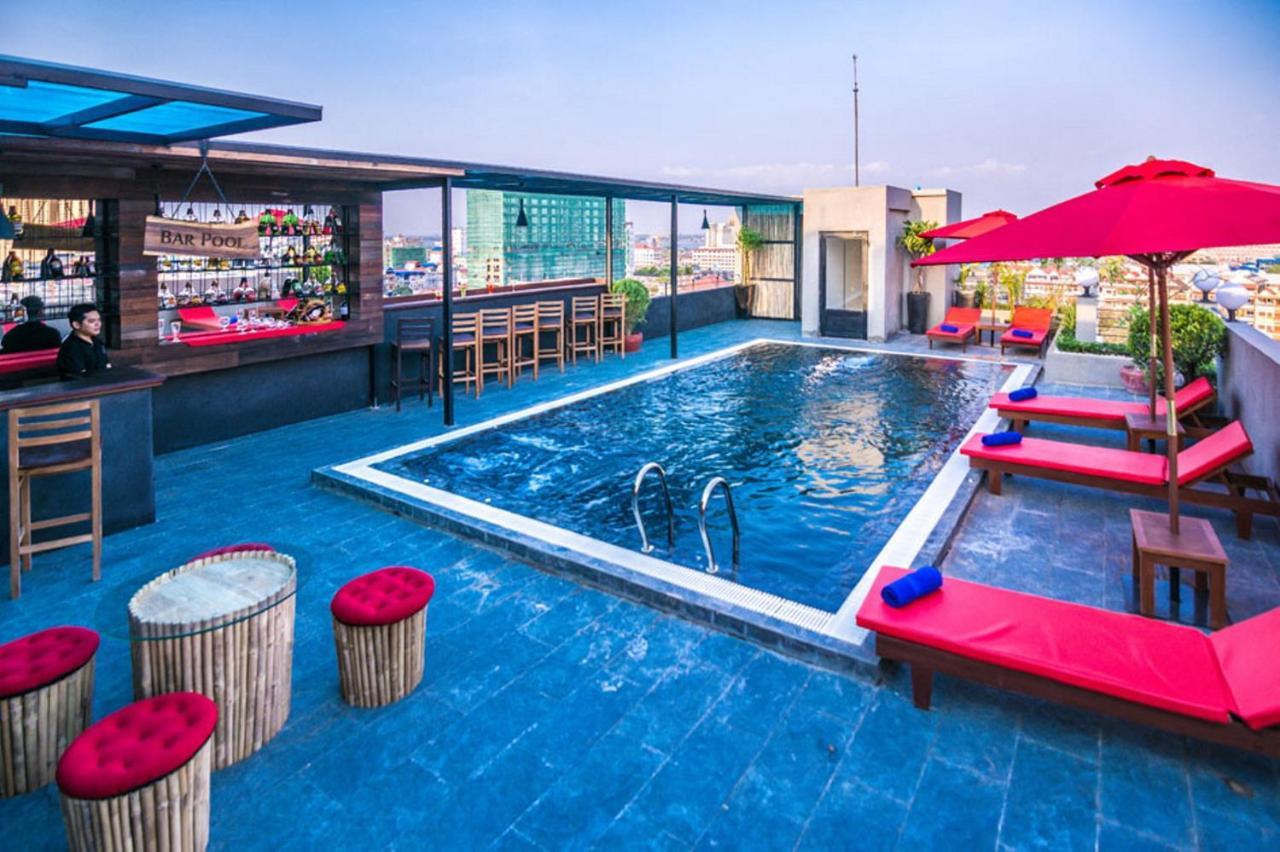 Diamond Palace Resort & Sky Bar Phnom Pen Exterior foto